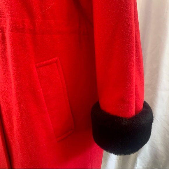 Vintage United Fashions Red Wool Coat - Picture 7 of 13